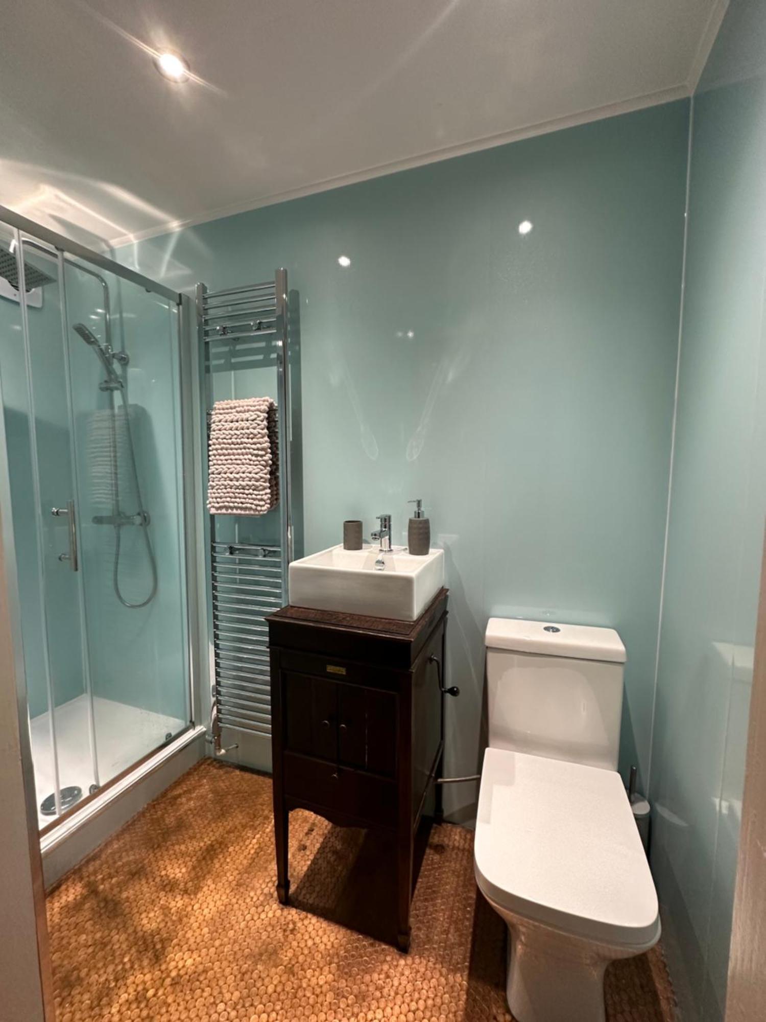 Quirky Apartment In Leith Эдинбург Экстерьер фото